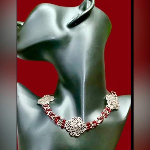 Brighton Silver and Red Floral Medallion Necklace, NWOT. Dust bag included - Picture 3 of 10